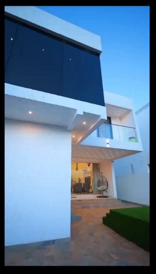 Fully furnished luxurious 3 bedroom house